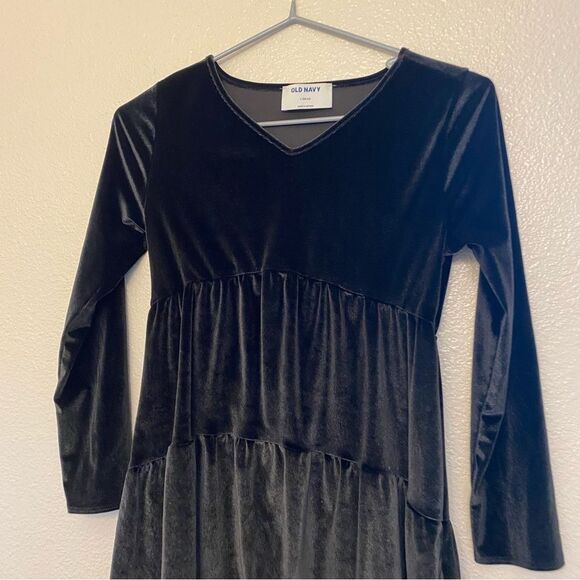Old Navy Long Sleeve Velvet Fit & Flare black tiered stretch Dress Girls L 10-12 - Picture 4 of 7